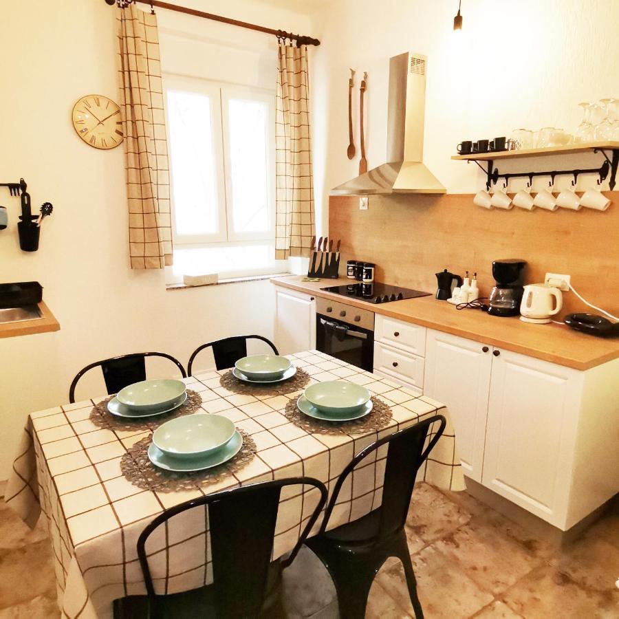 רייקה Apartman Flavia מראה חיצוני תמונה
