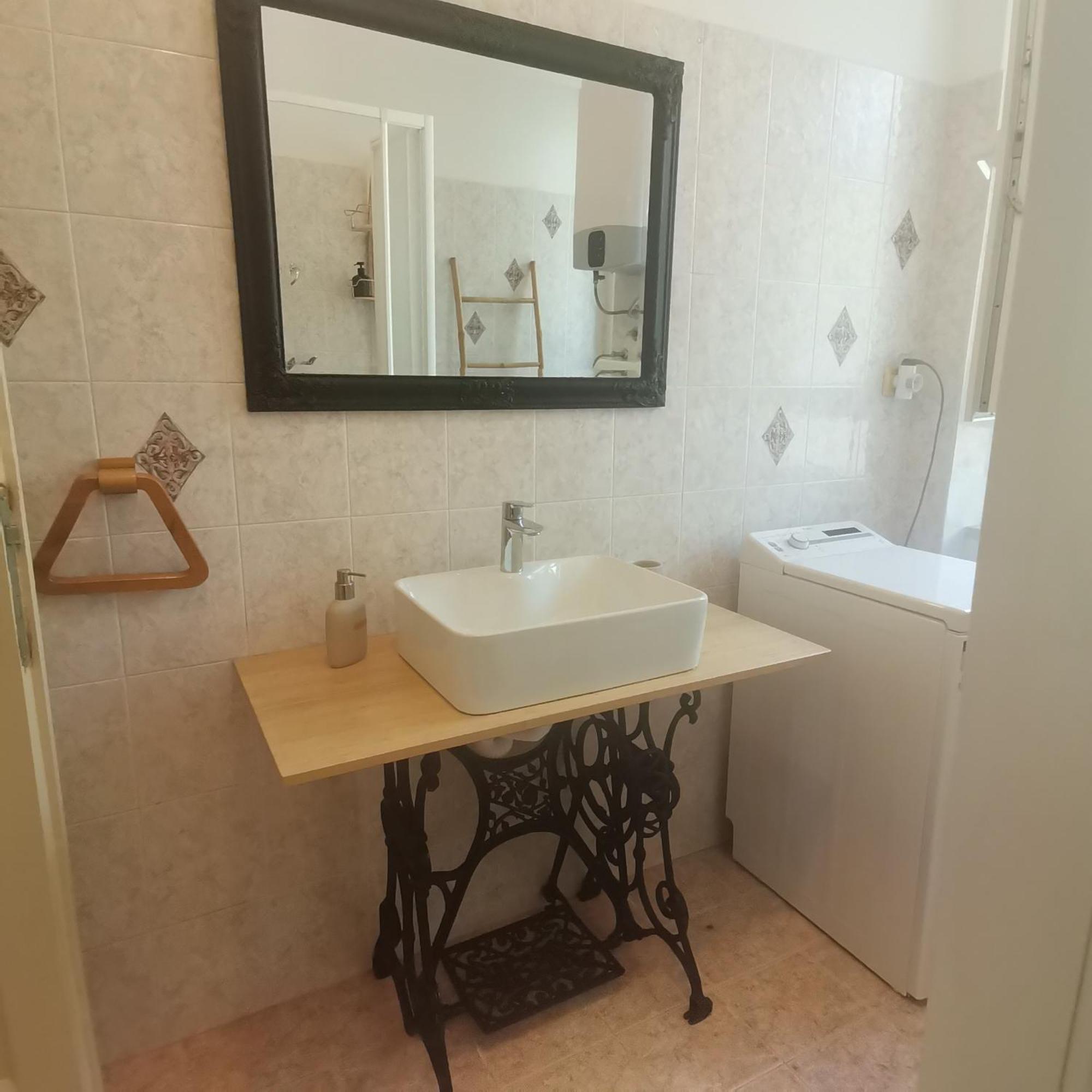 רייקה Apartman Flavia מראה חיצוני תמונה